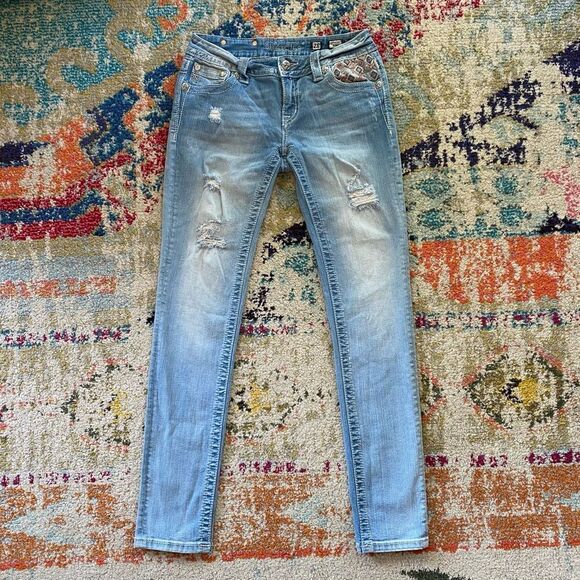 Miss Me Signature Distressed Skinny Jeans - Picture 3 of 14